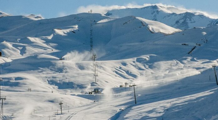 Valle Nevado Opens Early for 2025 Ski Season